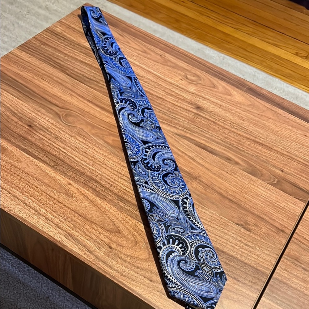 Donald J. Trump Blue Paisley Men's Tie